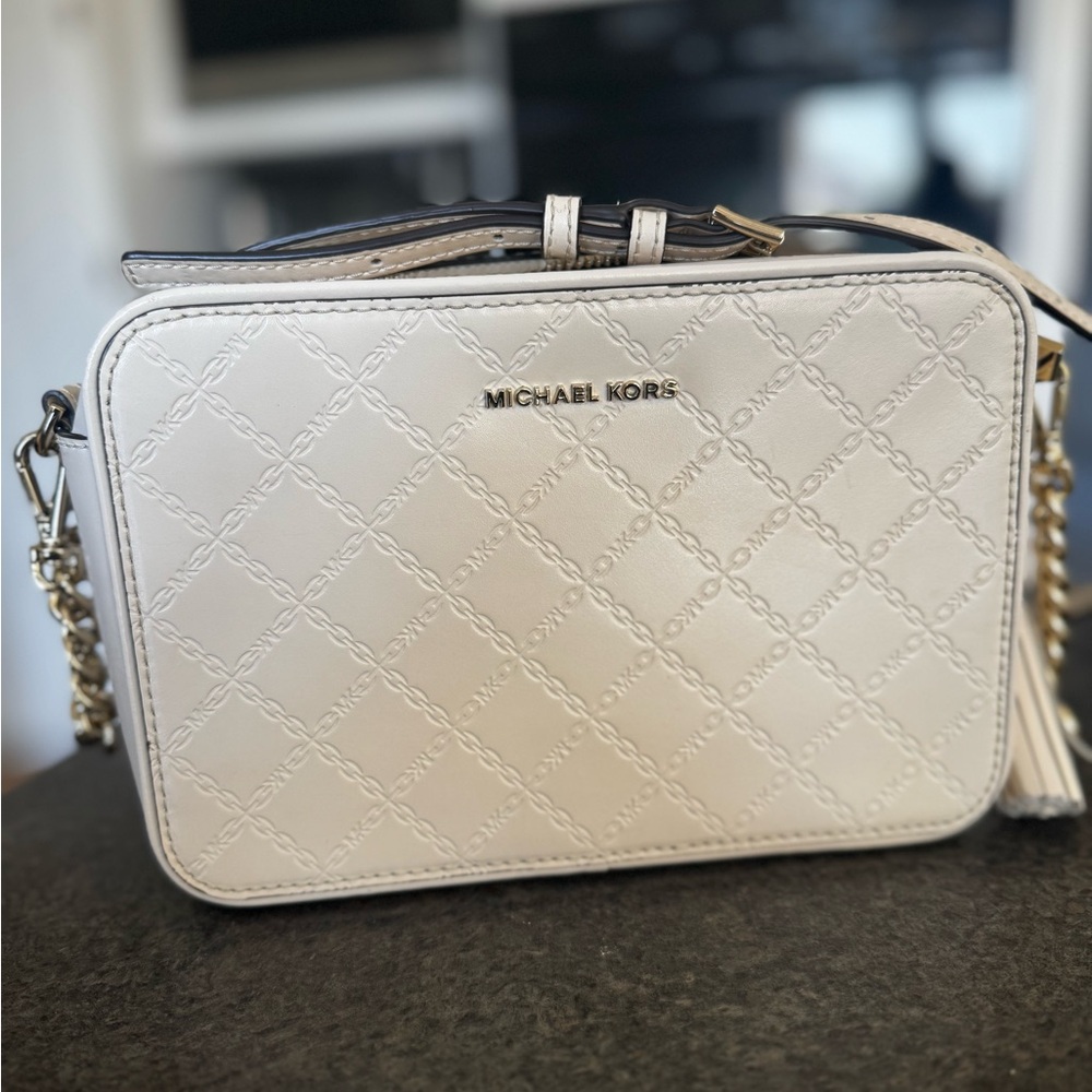 Michael Kors Ivory/Gold Crossbody Excusive